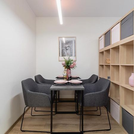 Deluxe Studio Cracow Arianska By Noclegi Renters Krakow Ngoại thất bức ảnh